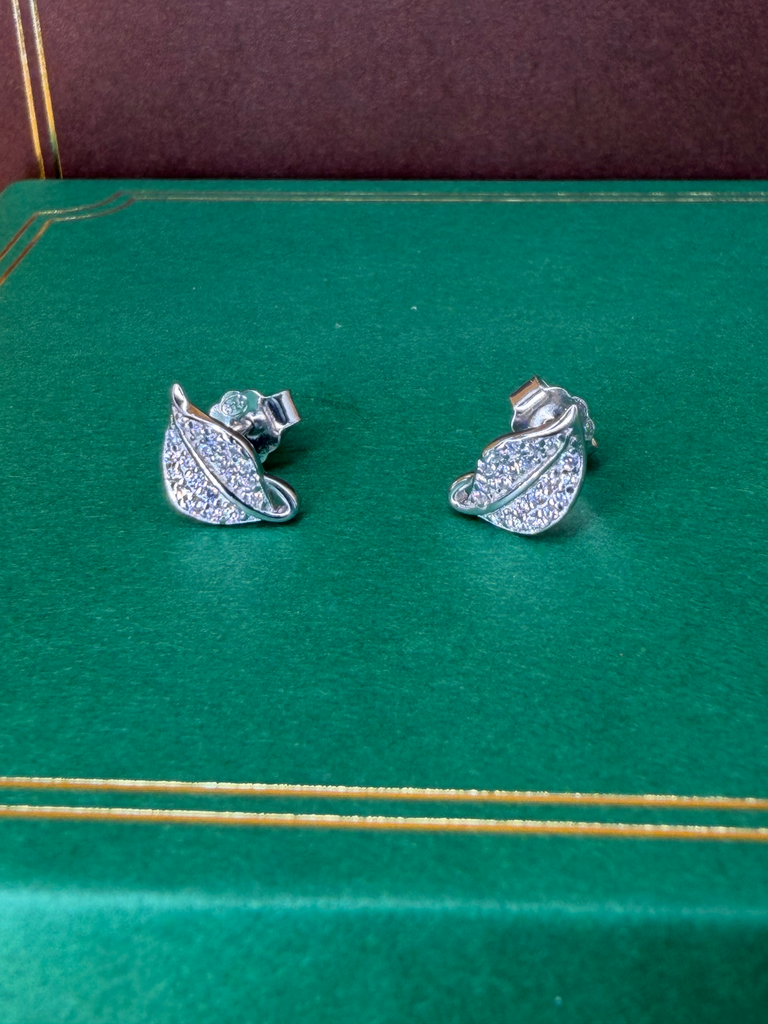 925 Pure Silver Dainty Curved Leaf Stud Earrings with American Diamonds (Pair)1.13
