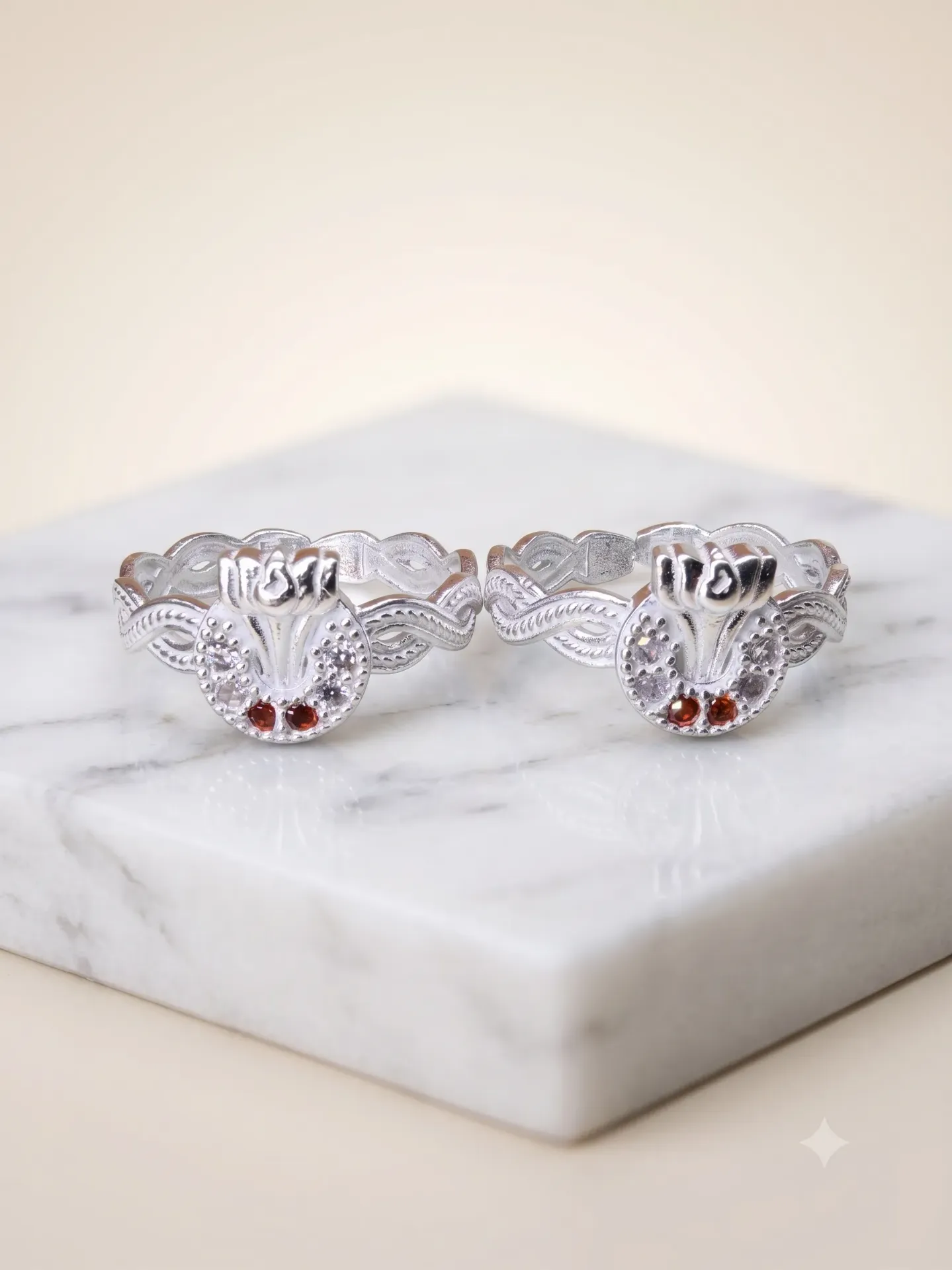 Sterling Silver Floral Stone-Studded Toe Ring Bichiya Pair Set 4.03