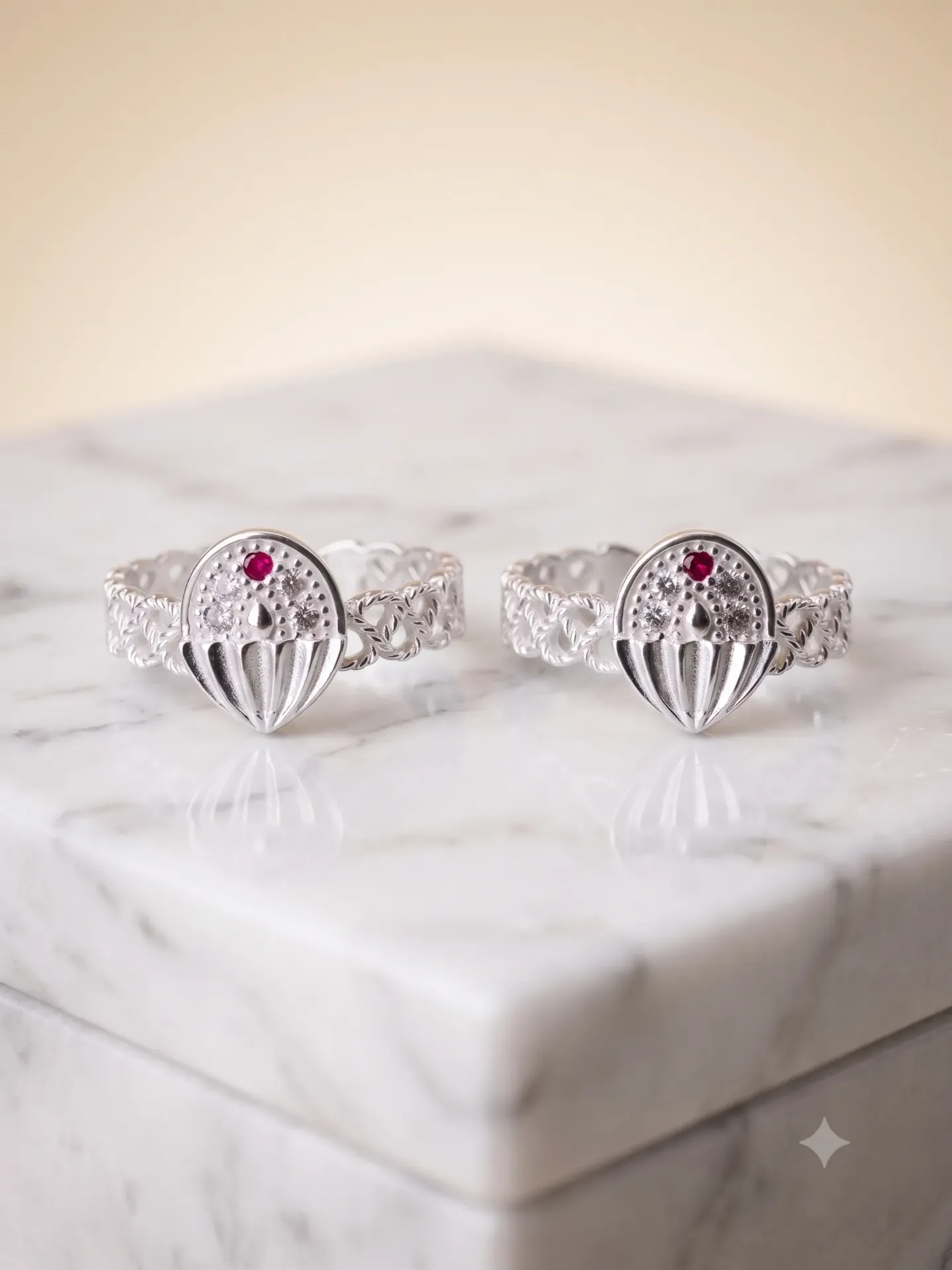 Sterling Silver Shield-Patterned Stone Toe Ring Bichiya Pair Set4.13