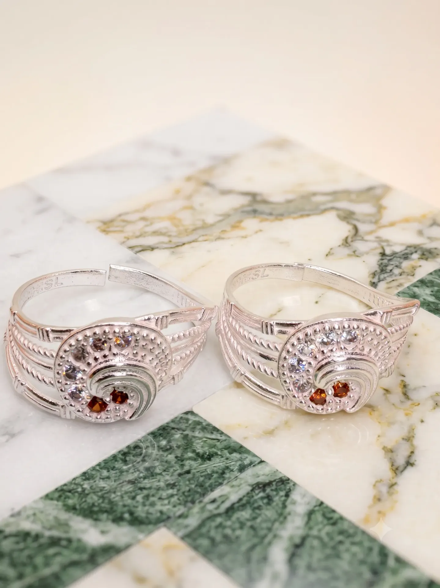 Sterling Silver Spiral-Textured Stone Toe Ring Bichiya Pair Set 17133/2 toe 3.52
