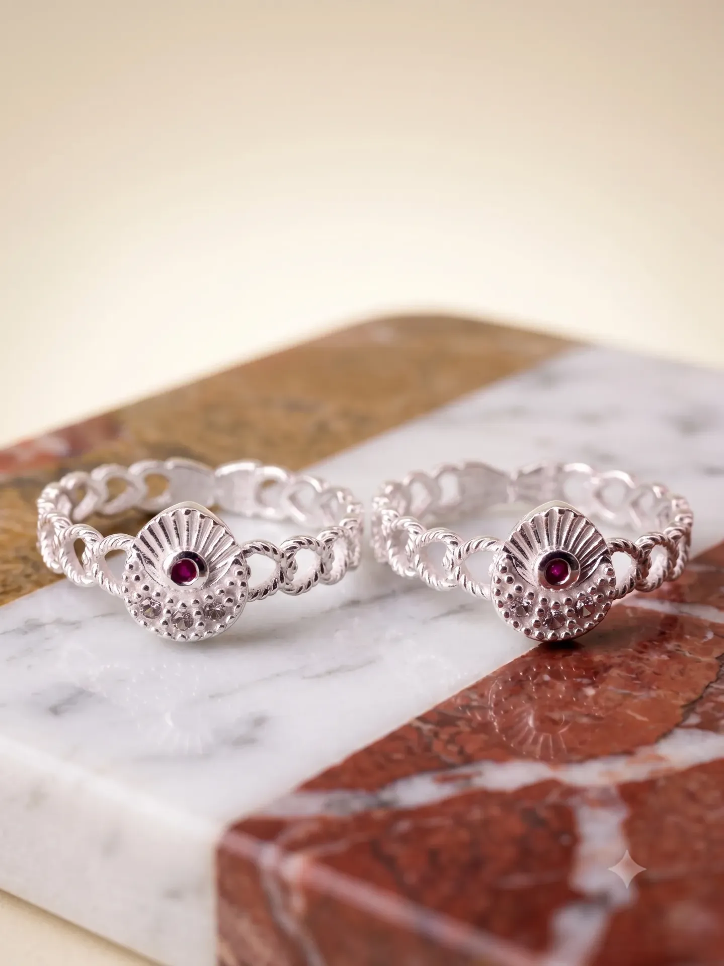 Sterling Silver Floral Stone-Studded Toe Ring Bichiya Pair Set 17133/9 toe 3.28