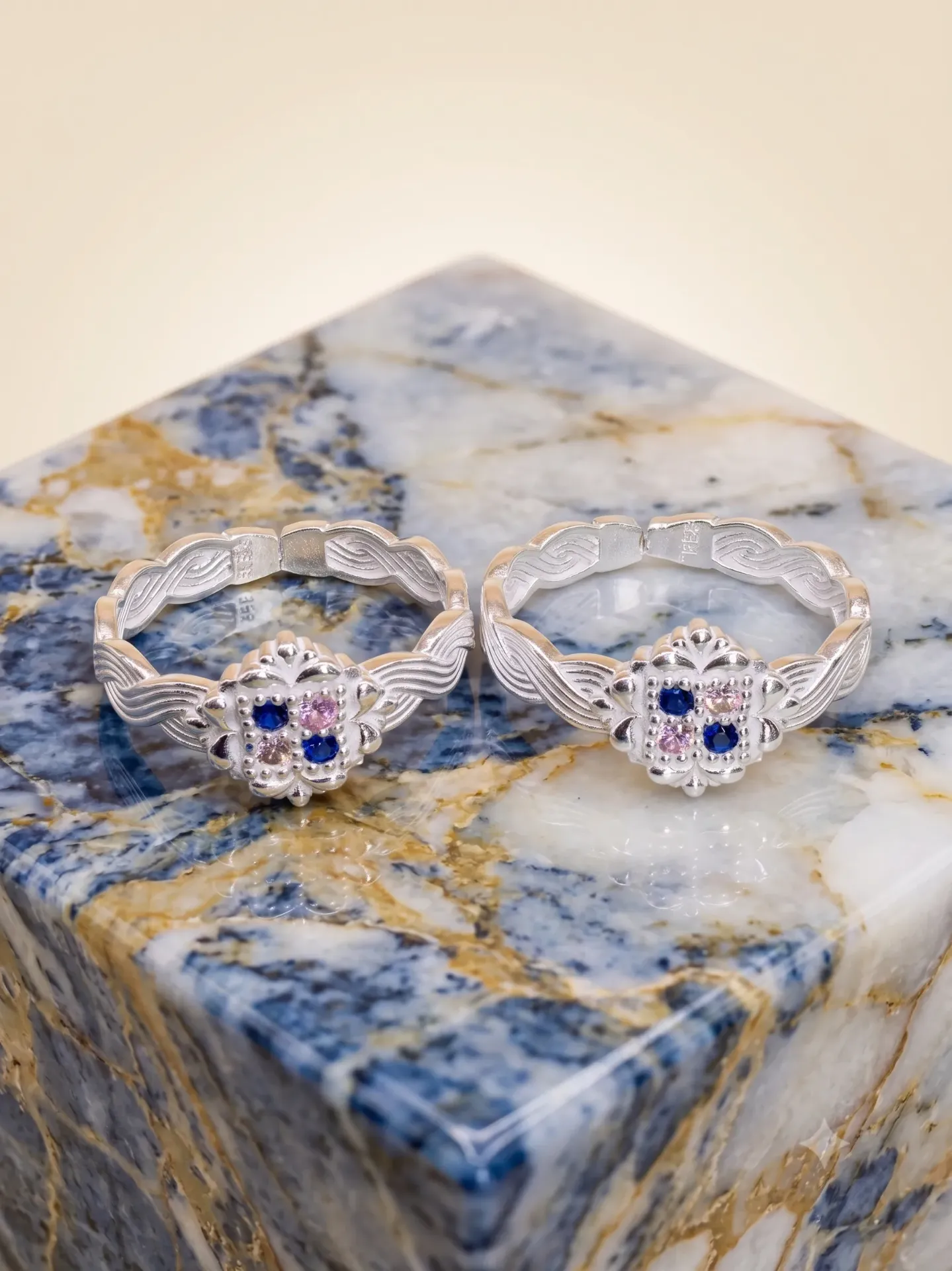 Silver Floral Blue Stone Adjustable Toe Ring (Bichiya) Pair 17133/21c toe 3.79
